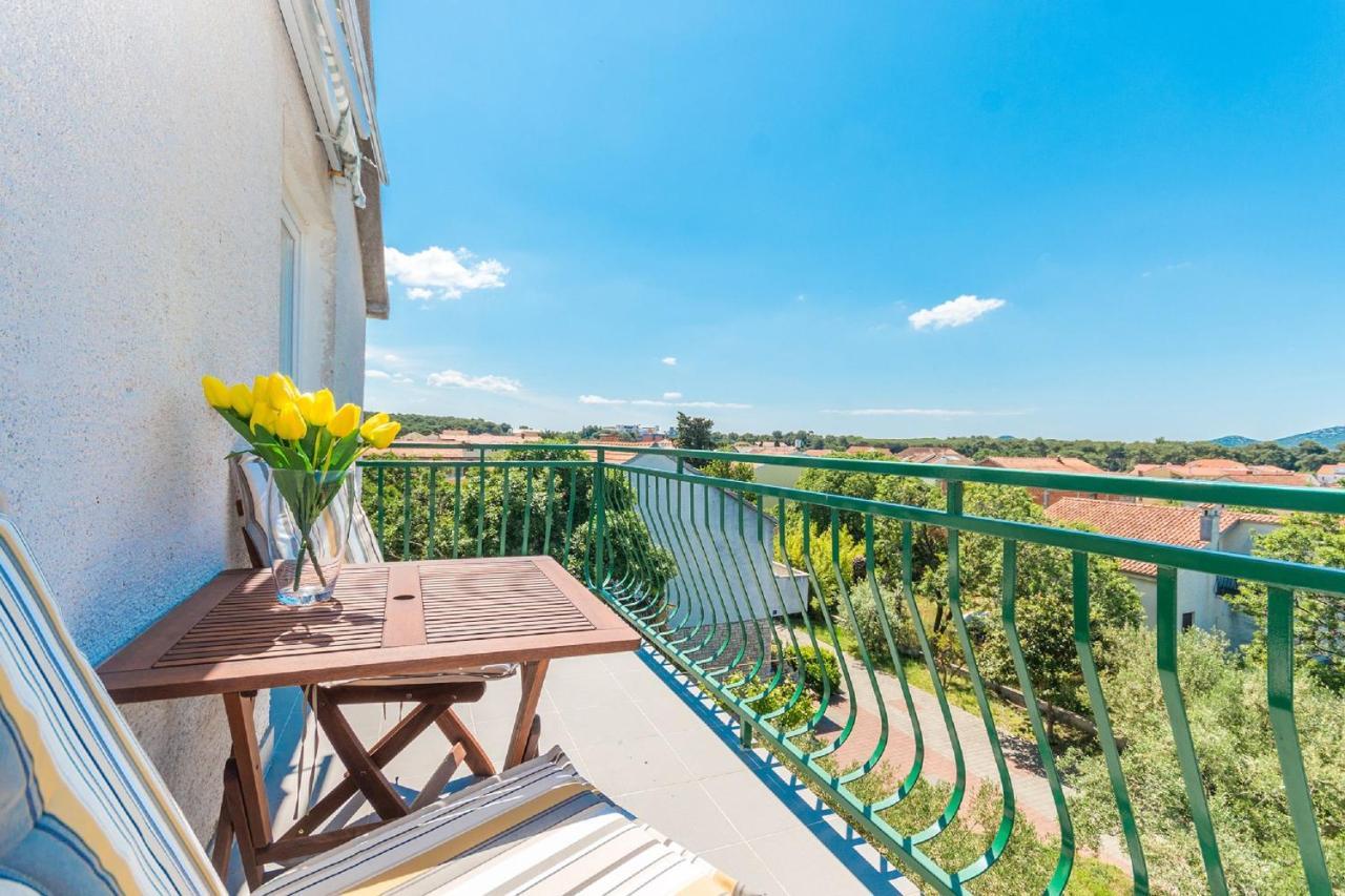 Apartment Lucija Biograd Na Moru Exterior foto